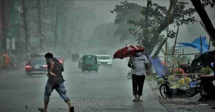 একদিকে অতিভারী বৃষ্টি, অন্যদিকে তীব্র তাপপ্রবাহ একদিকে অতিভারী বৃষ্টি, অন্যদিকে তীব্র তাপপ্রবাহ